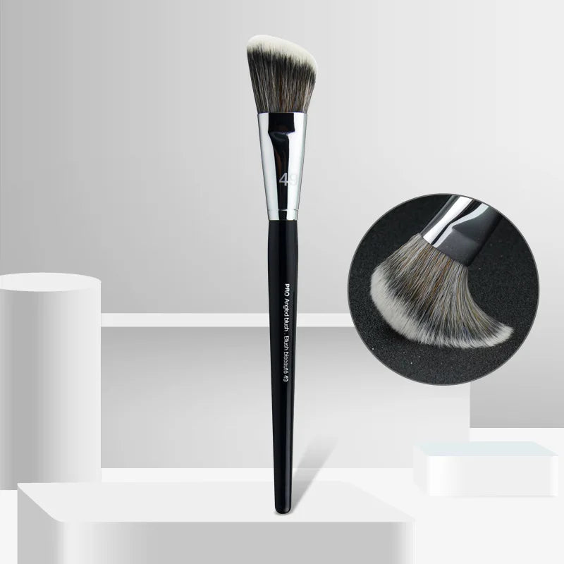 Angled Contouring Brush – Cheekbone Blush & Sculpting Brush