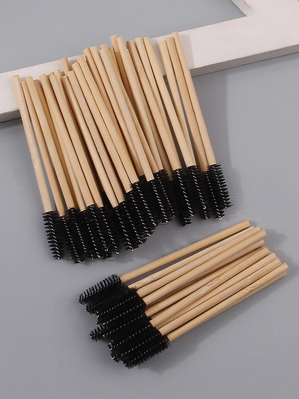 50PCS Bamboo Mascara Wands – Lash & Eyebrow Brush Set