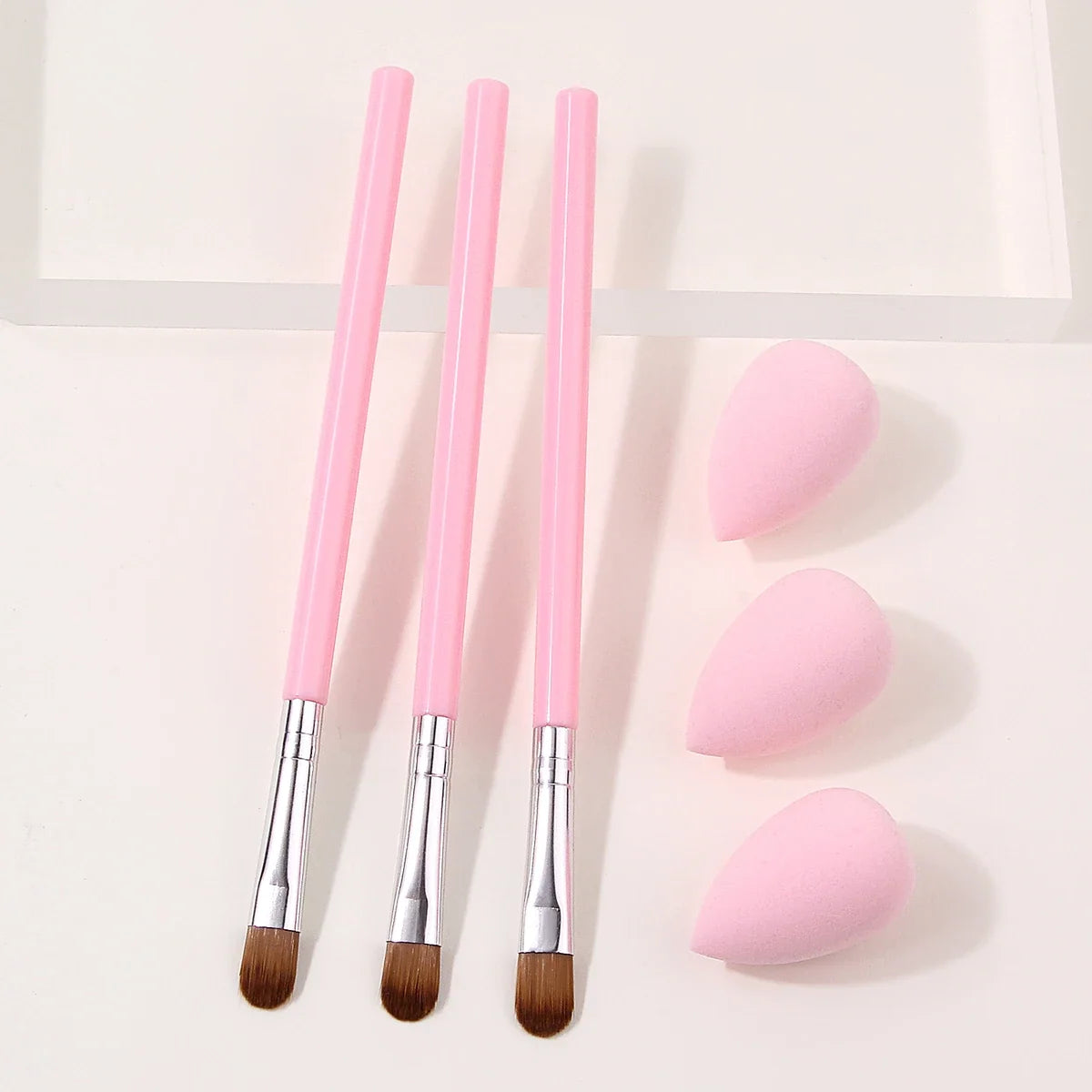 6-Piece Pink Handle Eyeshadow Brush Set with Beauty Sponge