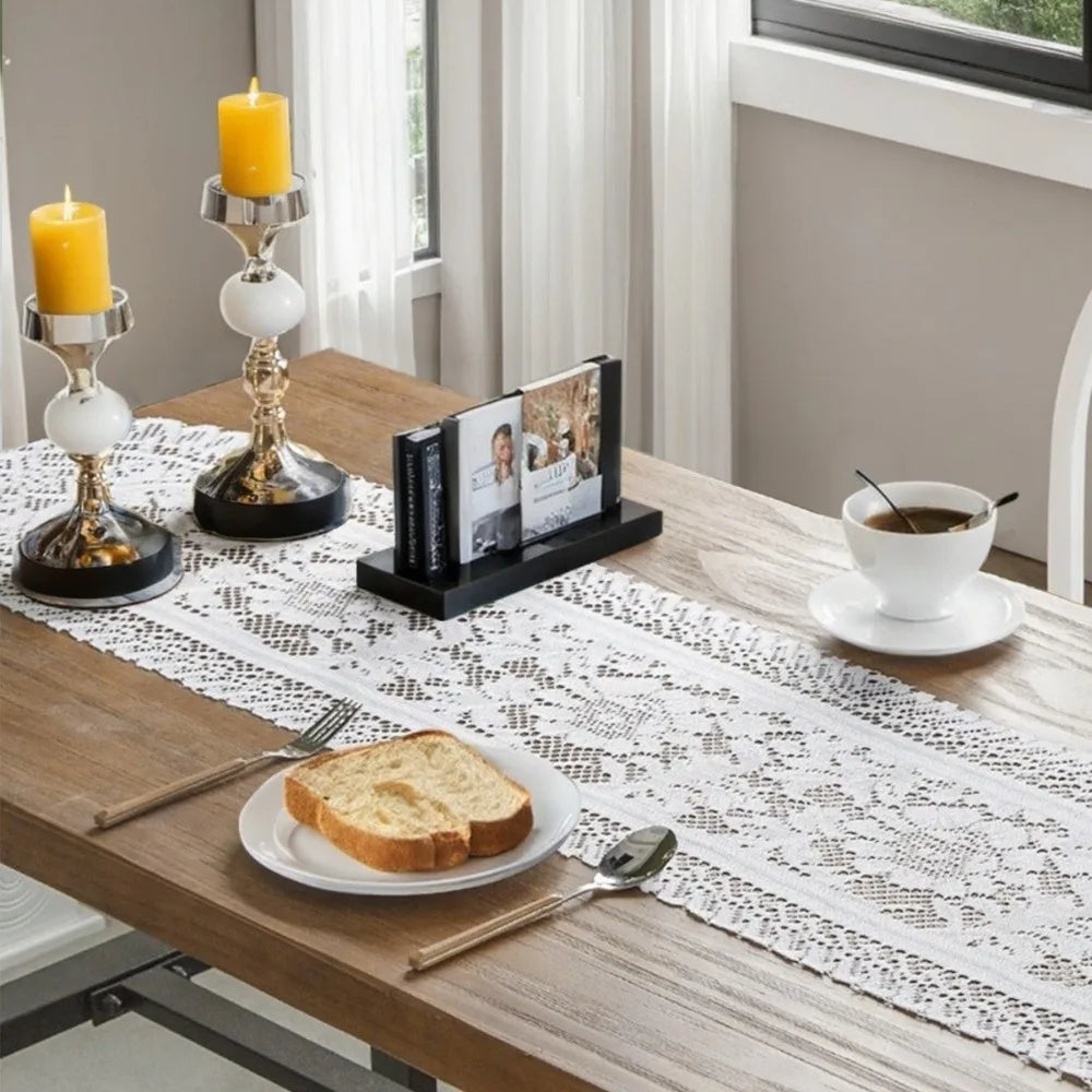 Retro Lace Table Runner with Tassels – Wedding & Dining Décor