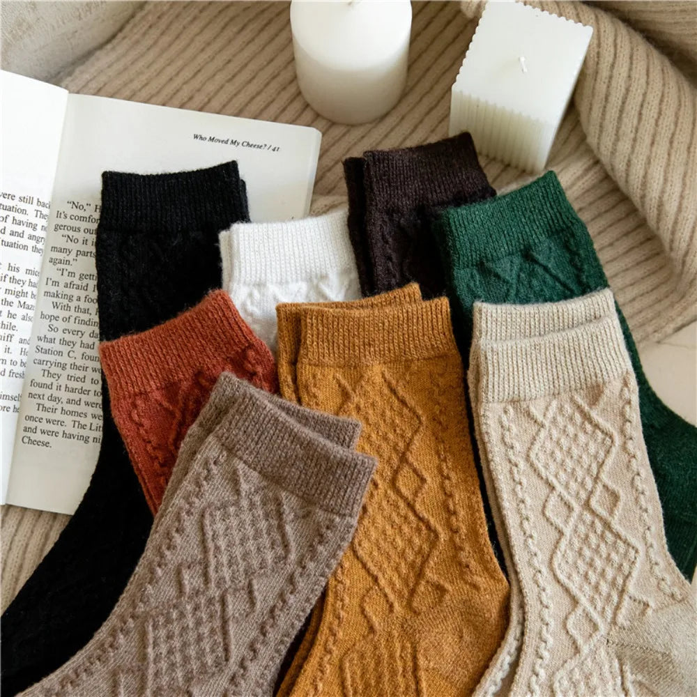 Women's Wool Blend Cable Knit Thermal Crew Socks | Winter