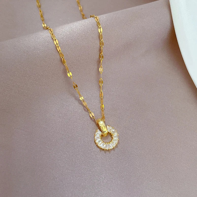 Women's Zircon Round Pendant Necklace | Gold Stainless Steel