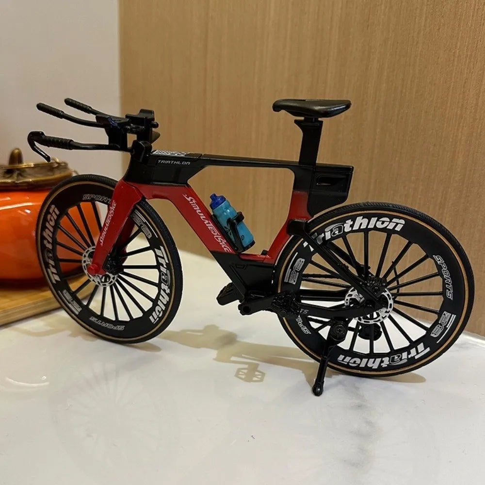 1:8 Alloy Road Bike Model – Collectible Desktop Decor