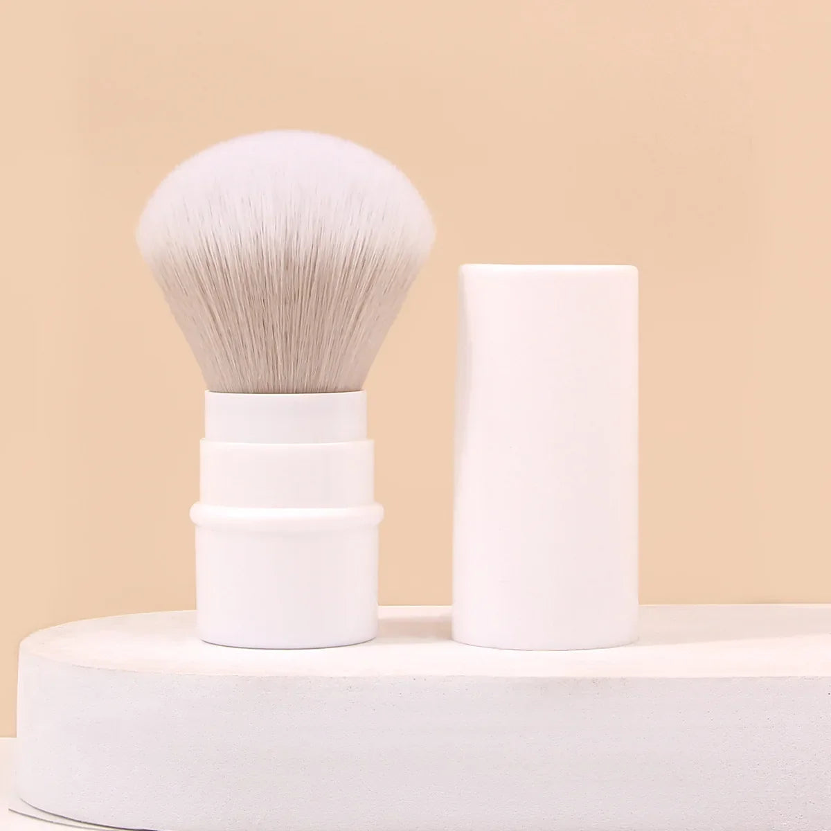 Retractable Travel Makeup Brush – Powder, Blush & Foundation