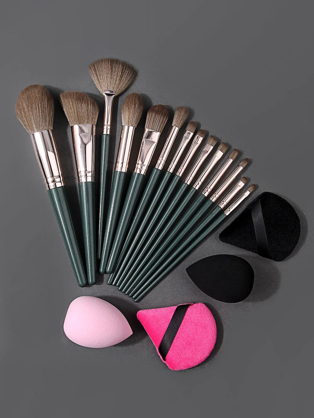 18-Piece Professional Makeup Brush Set – Eyeshadow & Face