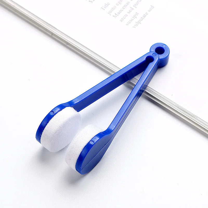 Mini Portable Eyeglass Cleaner Clip – Microfiber Lens Wipe Tool
