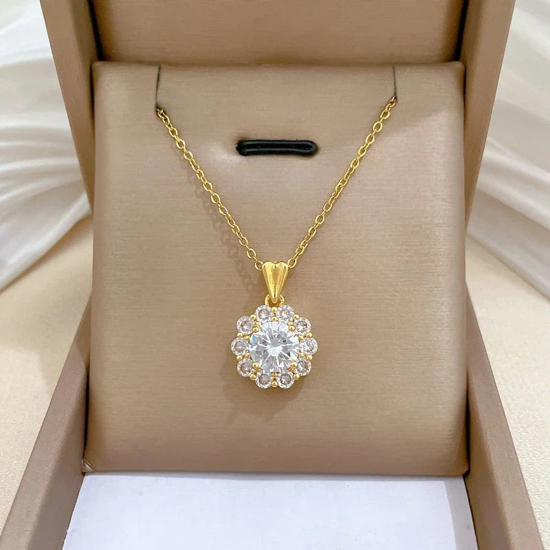 Women's Zircon Collarbone Chain Necklace – Gold & Silver