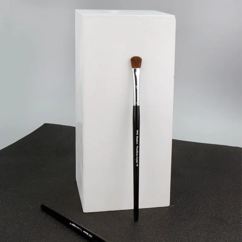 SEP #14 Pro Eyeshadow Blending Brush – Soft Goat Hair