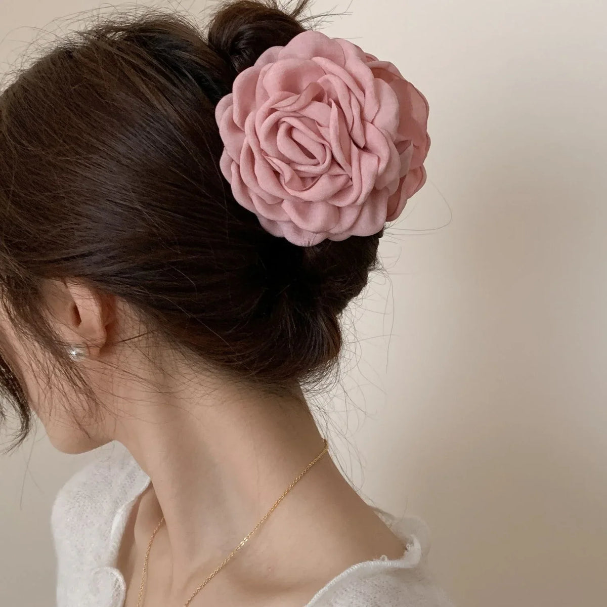 Rose Flower Hair Claw Clip – Elegant Shark Clip for Women