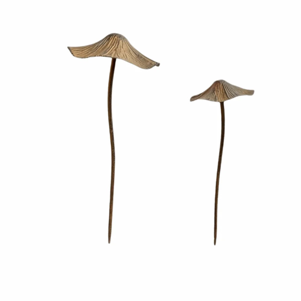 Retro Metal Rusty Mushroom Garden Lawn Decoration Set