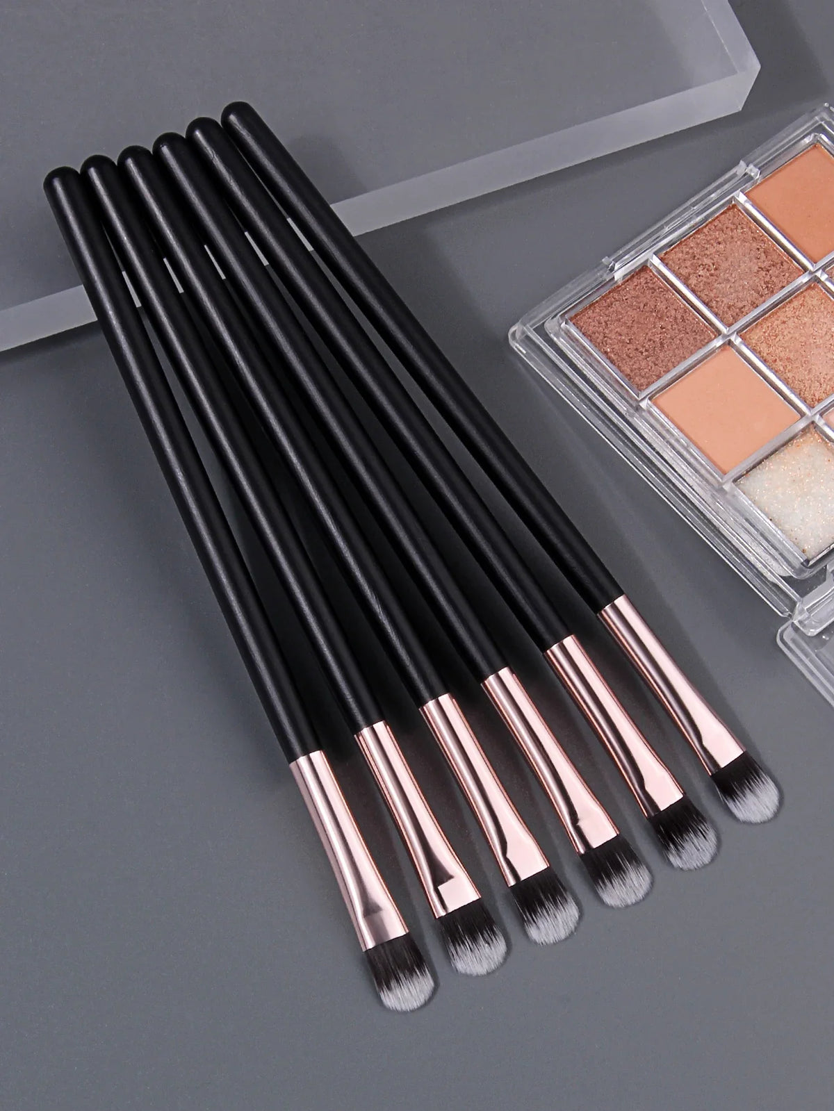 Nixie 6-Piece Soft Fluffy Makeup Brush Set – Professional