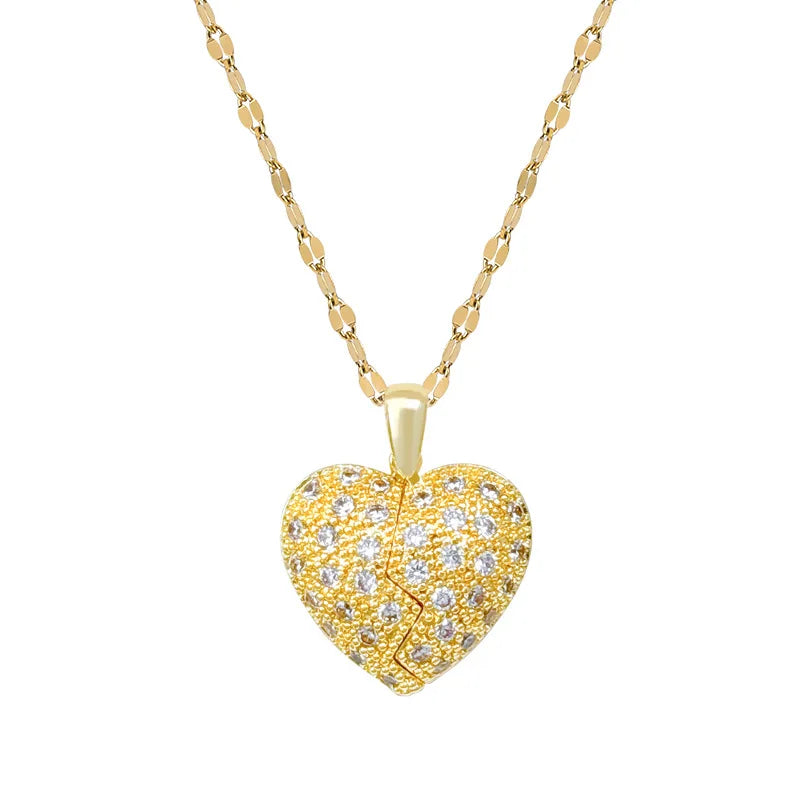 Luxury Heart Pendant Necklace Gold Stainless Steel Choker