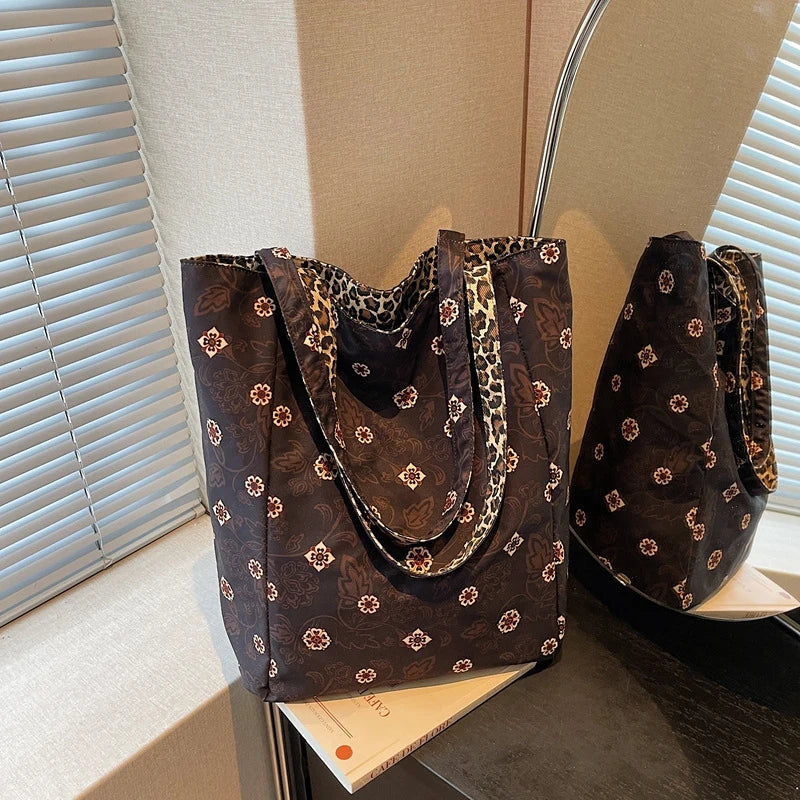 Women's Leopard Print Tote Bag – Large Capacity Shoulder Bag
