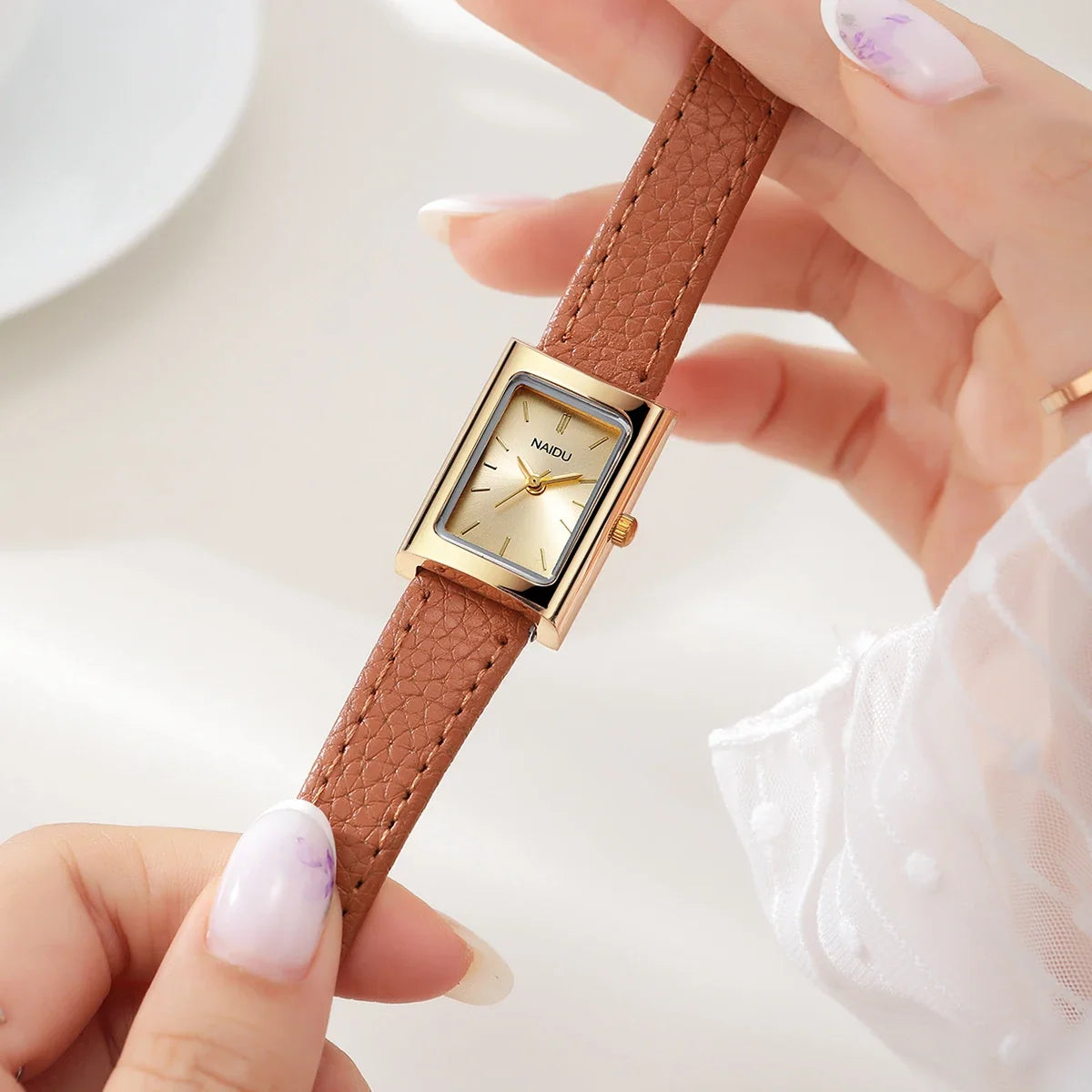 Women's Retro Rectangular Quartz Watch | Leather Band