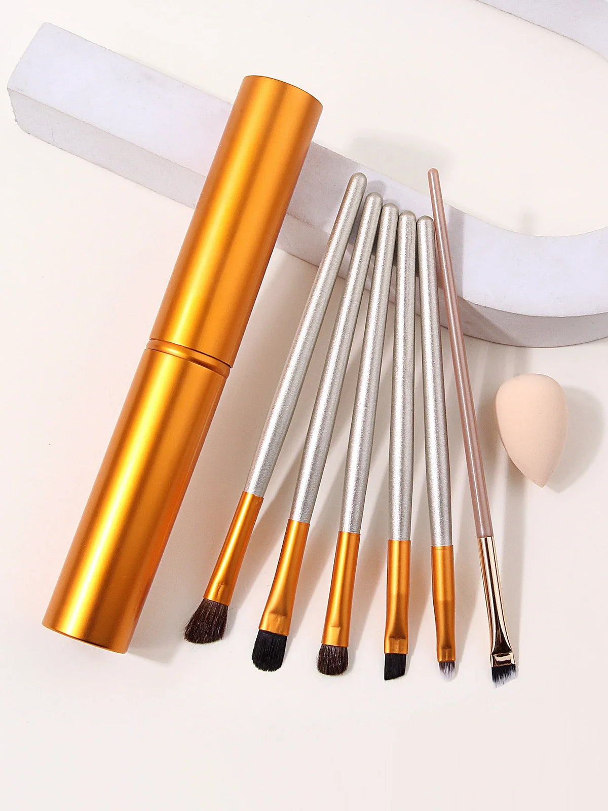 8-Piece Eyeshadow Brush Set with Storage Tube & Sponge