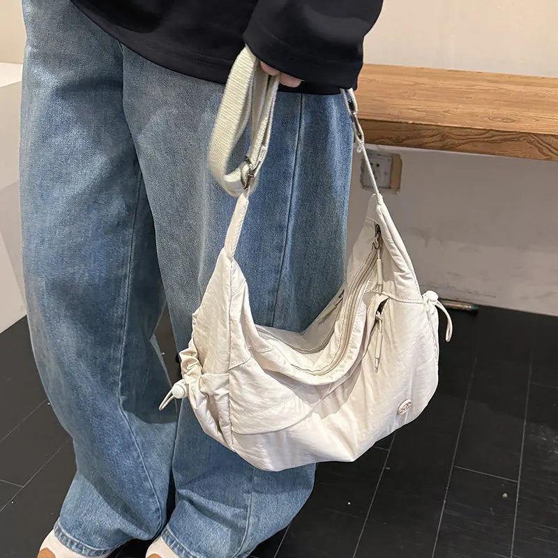 Women's Large Capacity Crossbody Dumpling Bag – Casual & Sporty