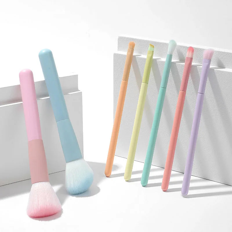 7-Piece Macaron Makeup Brush Set – Soft Synthetic Bristles