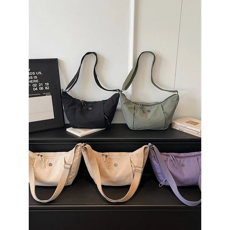 Large Capacity Nylon Crossbody Dumpling Bag – Lightweight & Casual