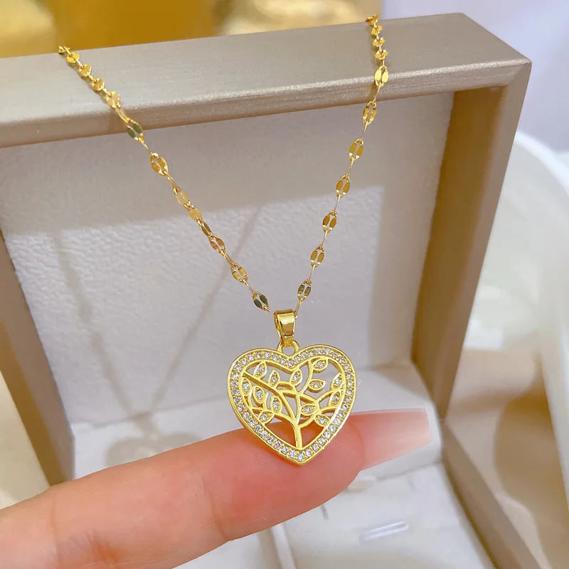 Women's Gold Heart Pendant Necklace – Stainless Steel Choker