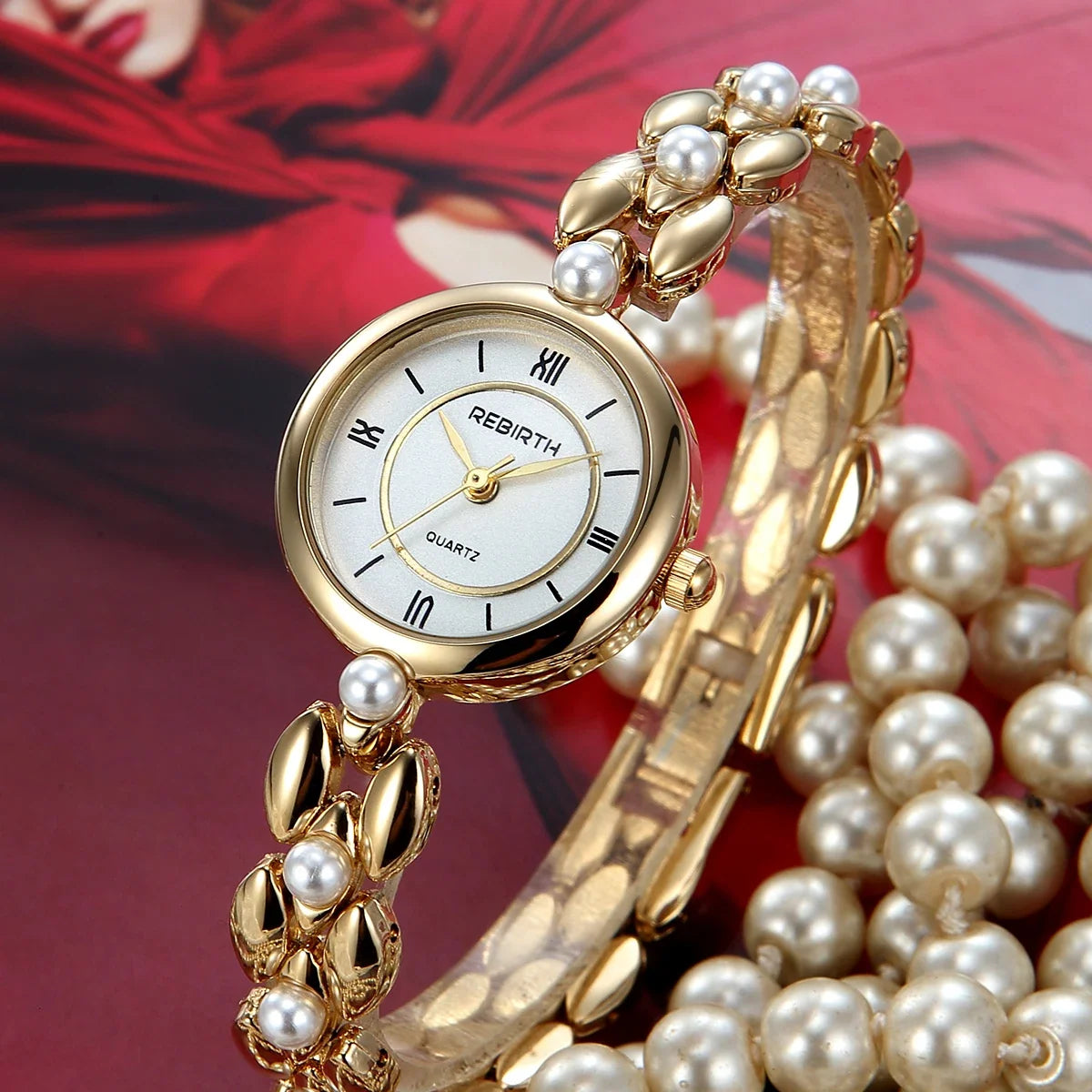 REBIRTH Vintage Quartz Wristwatch – Compact Luxury Design