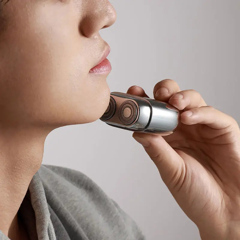 Mini Travel Electric Shaver for Men – Cordless Portable Razor