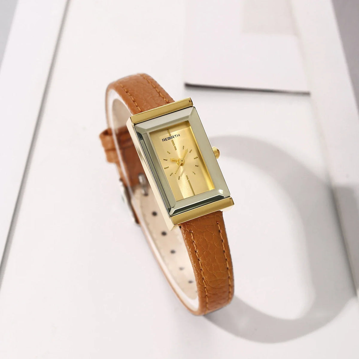 Women's French Retro Gold Quartz Watch – Leather Strap