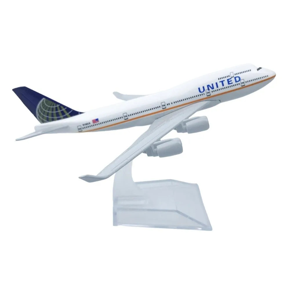GOL Airlines Boeing B737 1/246 Alloy Airplane Model – 16cm