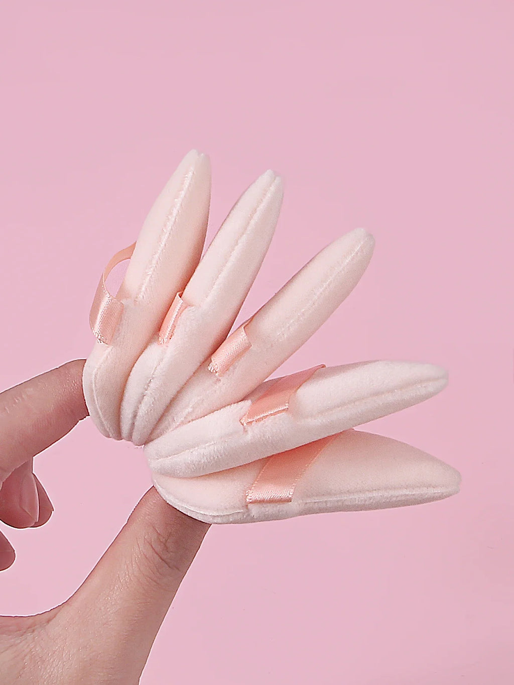 5-Pack Triangle Velvet Powder Puffs – Mini Reusable Makeup Sponges