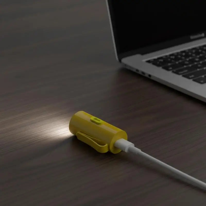 eelhoe Type-C Mini Flashlight USB-C Plug & Play Keychain LED
