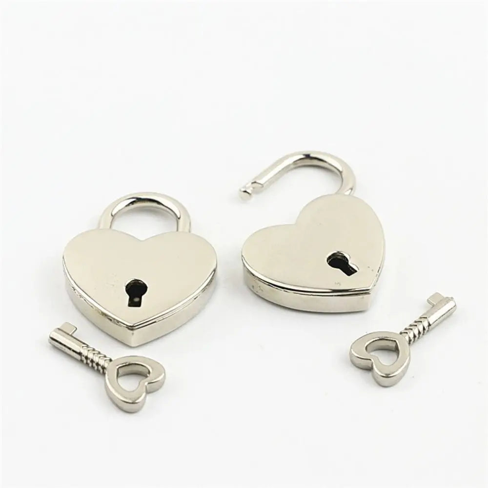 Vintage Heart Shape Mini Padlock – Antique Style Jewelry Box Lock