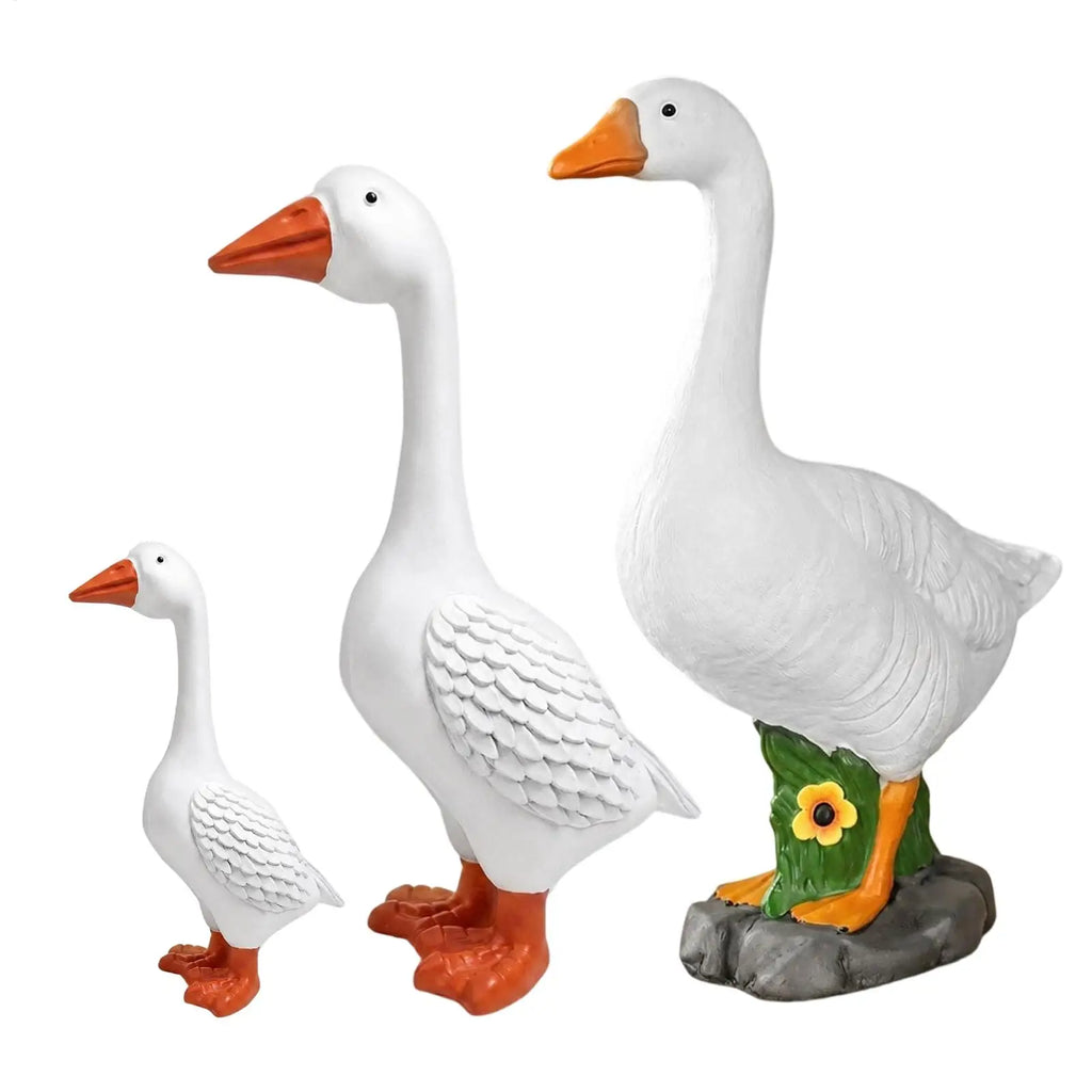 Realistic Resin Goose Statue – All-Weather Garden Porch Decor