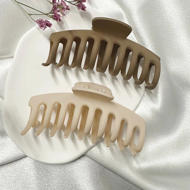 Large Acrylic Hair Claw Clip – Korean Geometric Barrette