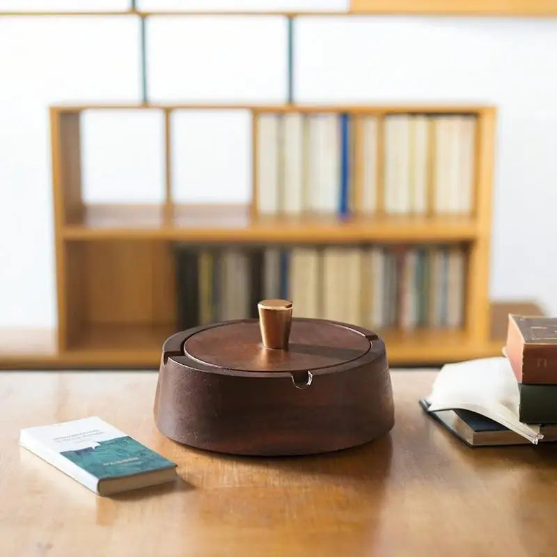 Natural Wood Ashtray with Lid – Iron Core, Square & Circle