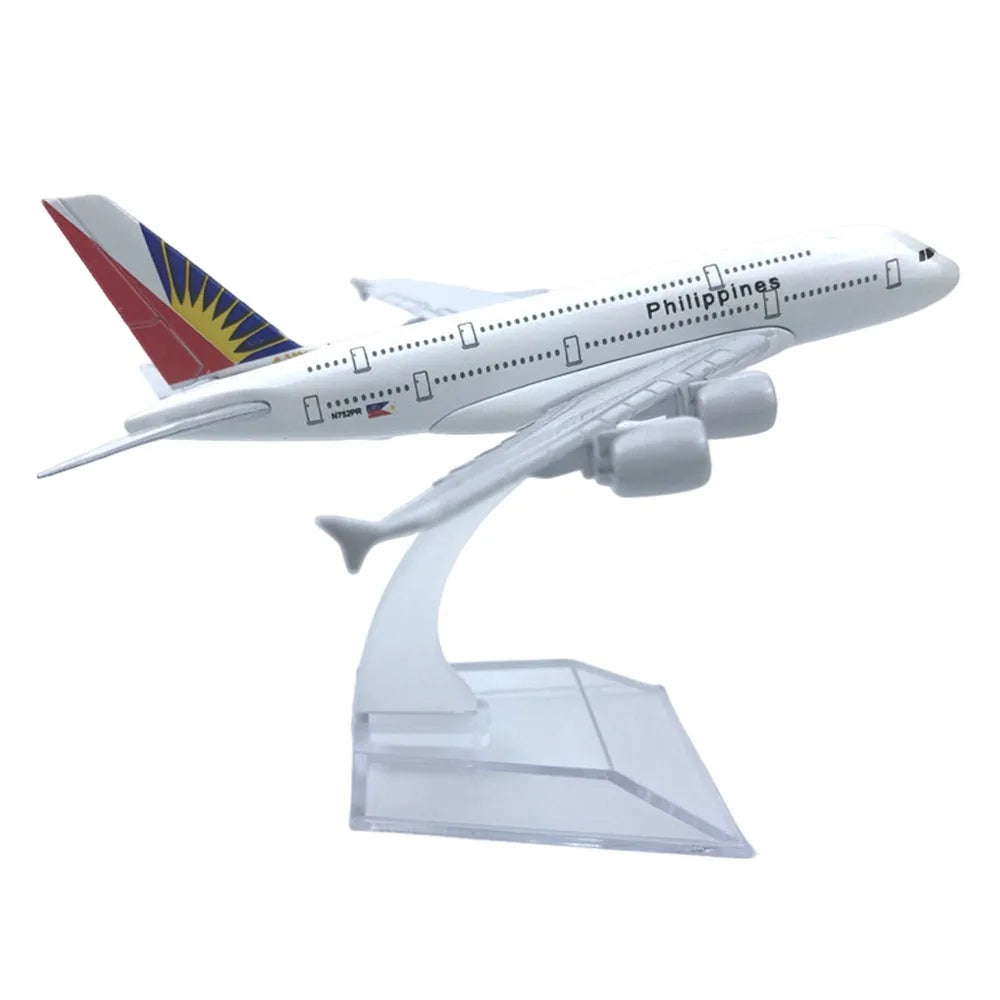 GOL Airlines Boeing B737 Alloy Airplane Model 1/246 Scale 16cm