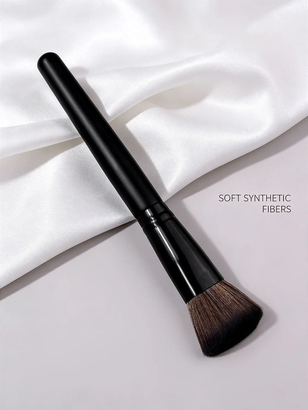 Angled Foundation Brush – Synthetic Bristles, Multi-Use Face