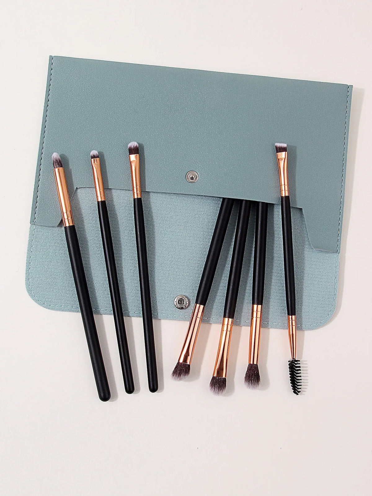 8-Piece Eye Makeup Brush Set with Pouch – Travel-Ready Kit