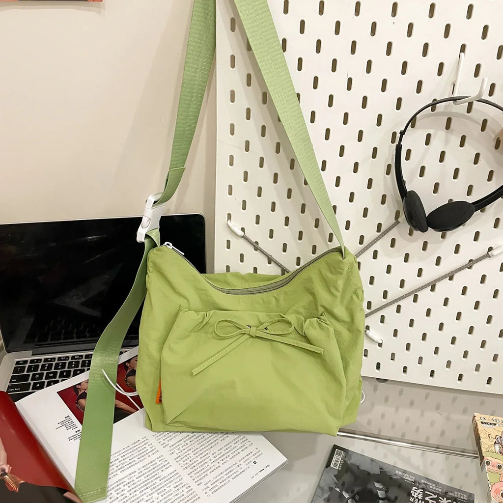 Nixie Pleated Puff Drawstring Hobo Bag | Large Capacity