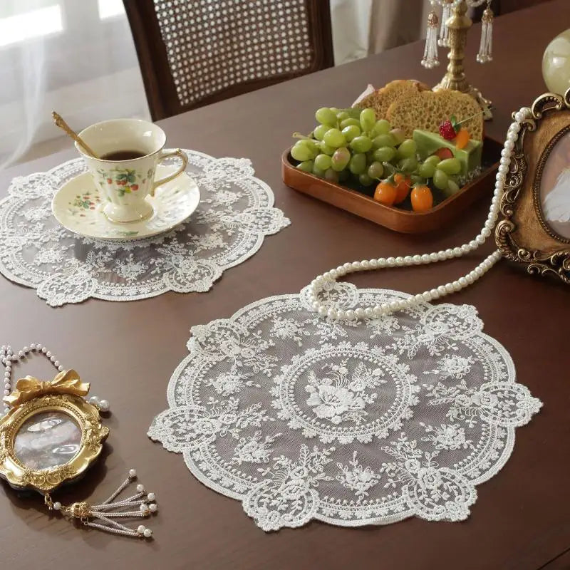 Retro European Embroidered Lace Table Mat – Floral Doily