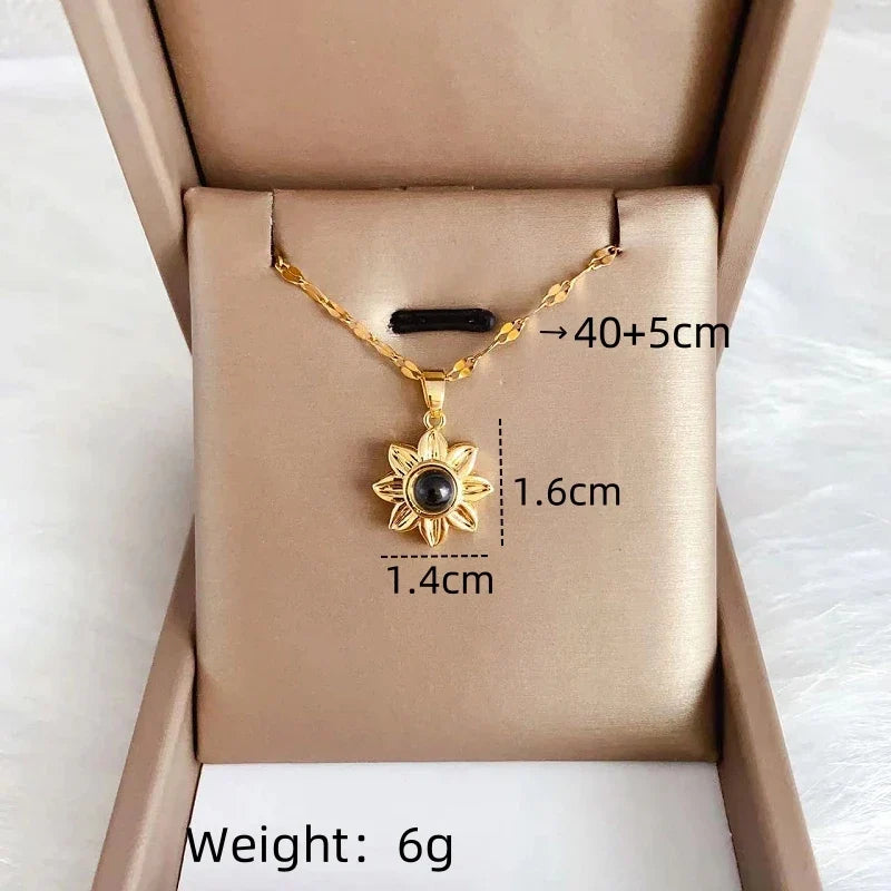 Women's Projection Pendant Necklace – I Love You Clavicle Chain