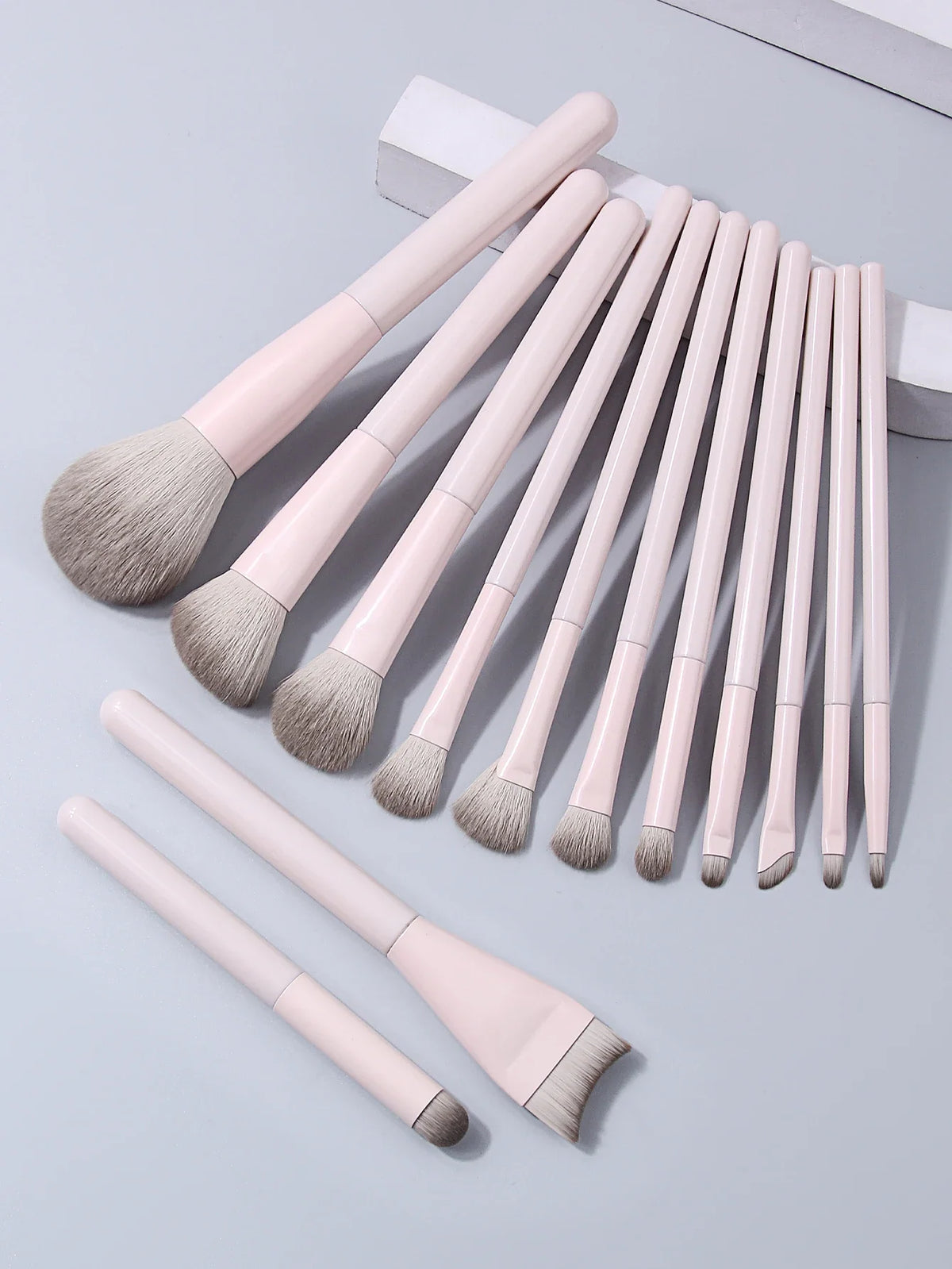 13-Piece Soft Fluffy Makeup Brush Set | Beginner Kit