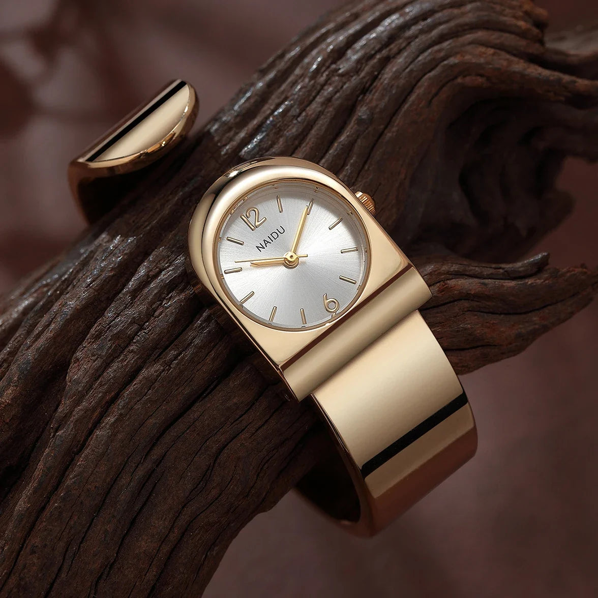 REBIRTH Women's Quartz Bracelet Watch – Alloy Fashion Wristwatch