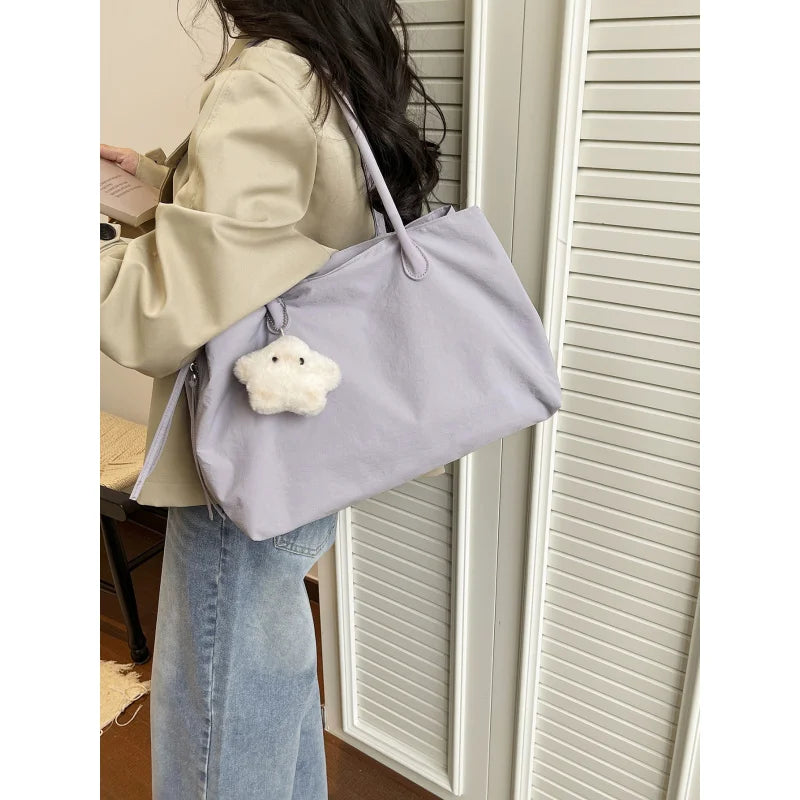 Korean-Style Large Capacity Lightweight Nylon Handbag for Women