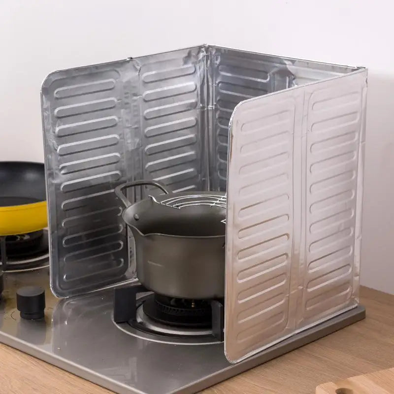 Foldable Aluminum Foil Oil Splatter Guard for Stove – 4 Panel