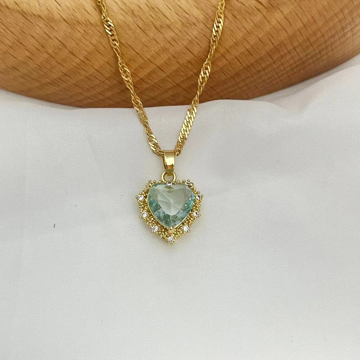 Women's Gold Love Heart Collarbone Chain Necklace