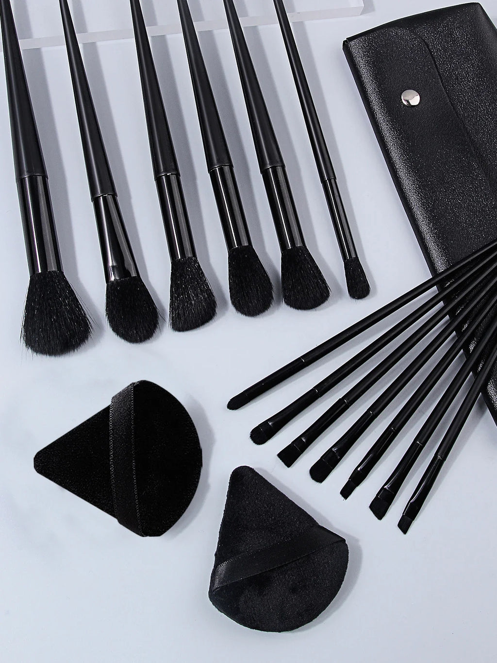 16Pcs Fluffy Makeup Brush Set with Storage Case & Puffs