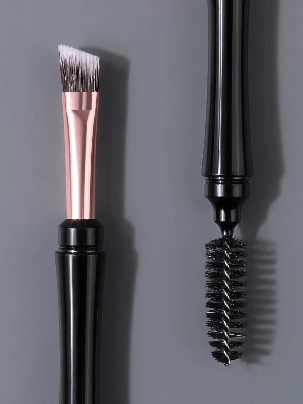 2PCS Concealer & Eyeliner Brush Set – Angled Brow & Liner