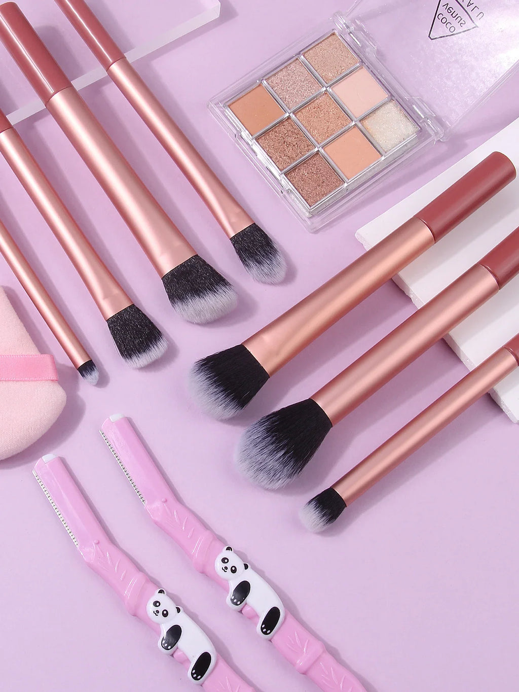 11-Piece Professional Makeup Brush Kit – Soft Fluffy Bristles