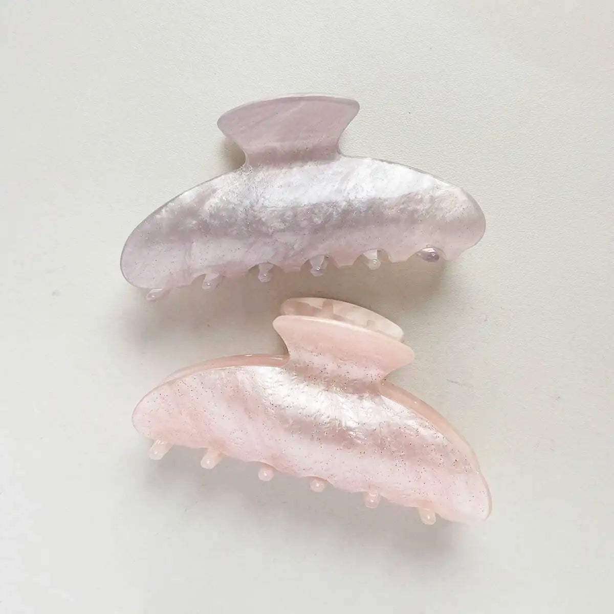 Korean Jelly Shark Hair Claw Clip – Elegant Women's Updo