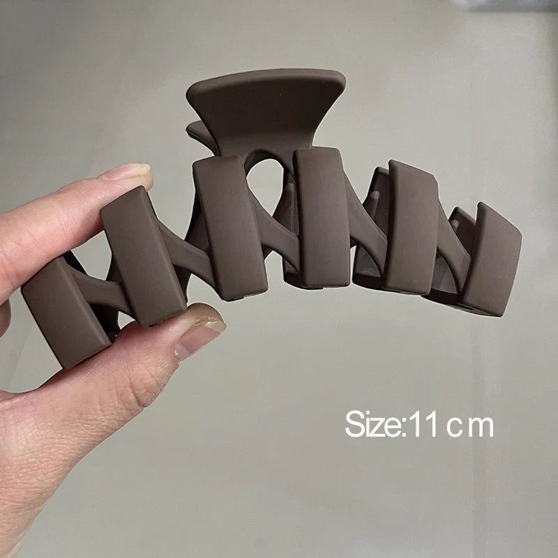 Large Acrylic Hair Claw Clip – Korean Geometric Barrette