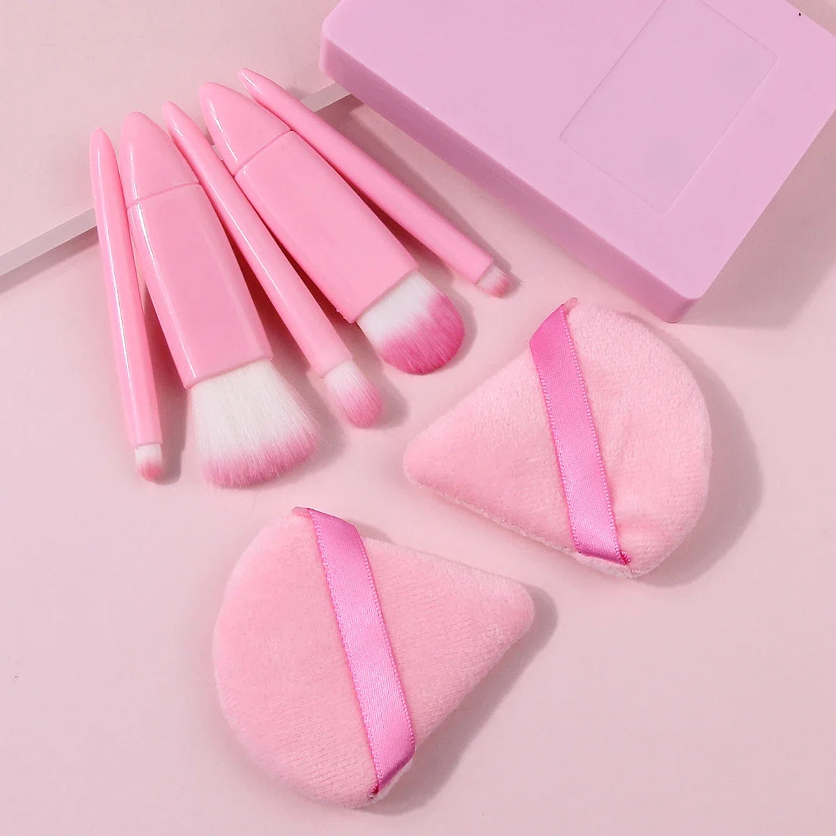 Pink Makeup Brush Set with Mirror – 7-Piece Travel Beauty Kit